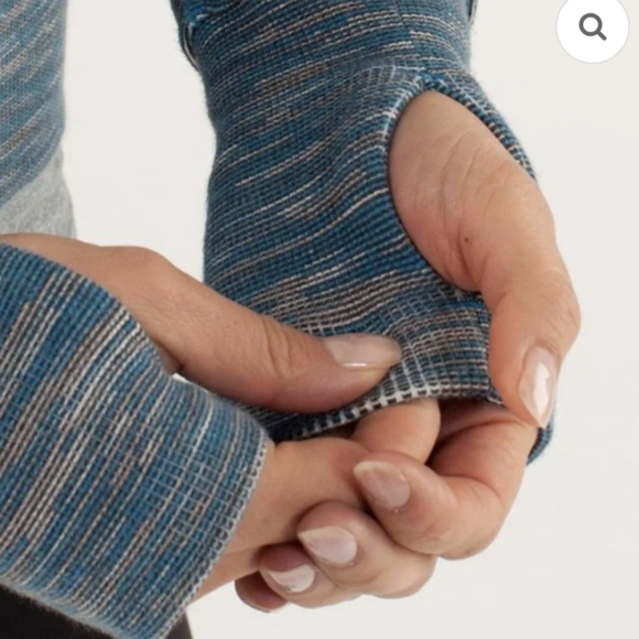 Lululemon Scuba Hoodie In Wee Size 8 - Picture 6 of 10